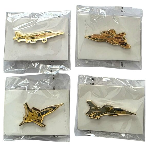 8 VTG War Planes Collector Pins Tie Tack Airplane Fighter Jet Display Card Atlas - Picture 3 of 6
